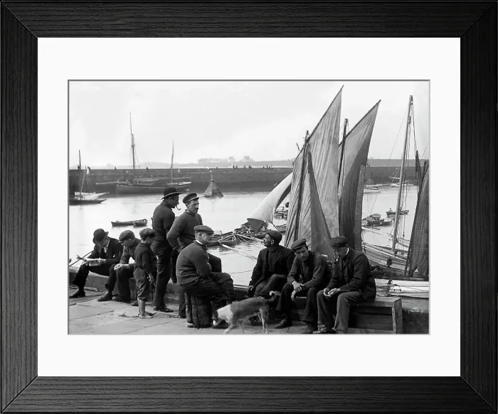 Framed Print : Fishermen, Bridlington Framed Print : Fishermen, Bridlington