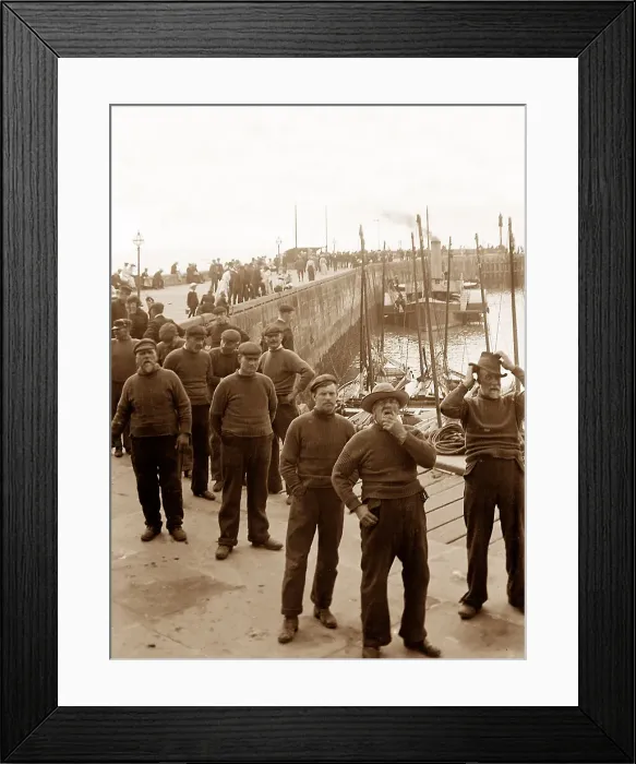 Framed Print : Bridlington Fishermen early 1900s Framed Print : Bridlington Fishermen early 1900s