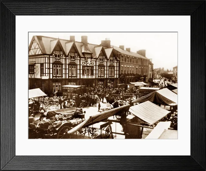 Framed Print : Brigg Market Day early 1900s Framed Print : Brigg Market Day early 1900s