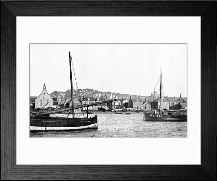 Framed Print : Broughty Ferry Framed Print : Broughty Ferry
