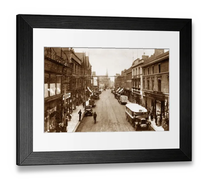 Framed Print : Burton-on-Trent Station Street probably 1920s Framed Print : Burton-on-Trent Station Street probably 1920s