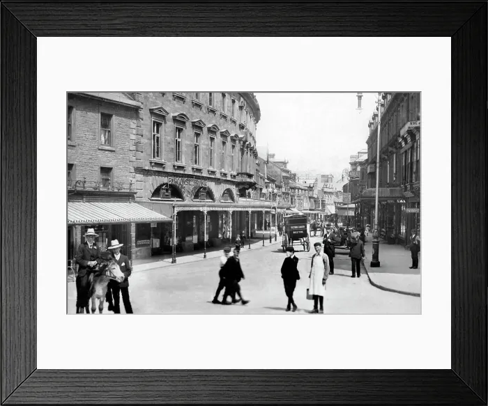 Framed Print : Spring Gardens, Buxton Framed Print : Spring Gardens, Buxton