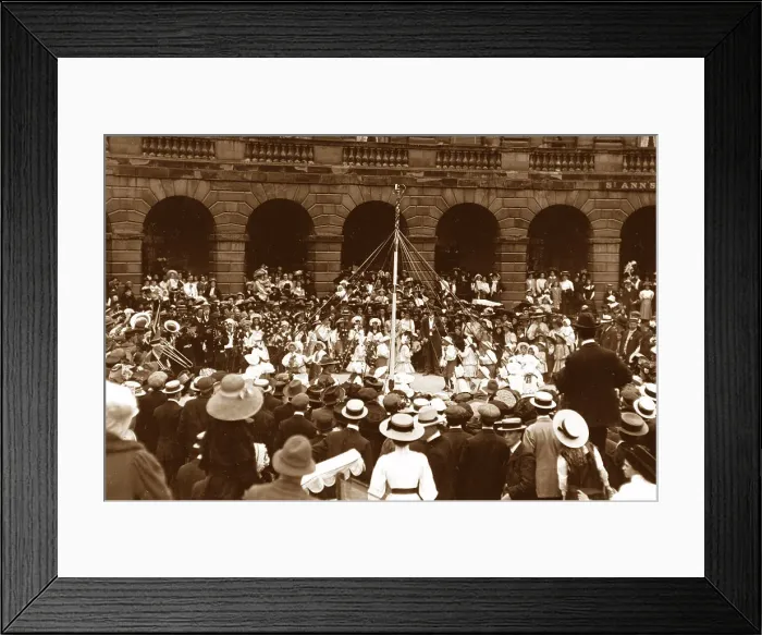 Framed Print : Buxton Well Dressing early 1900s Framed Print : Buxton Well Dressing early 1900s