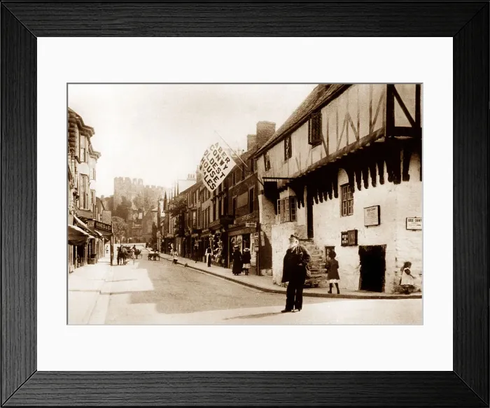 Framed Print : Conway Castle Street early 1900s Framed Print : Conway Castle Street early 1900s