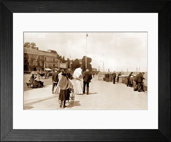 Framed Print : Cowes Parade Isle of Wight early 1900s Framed Print : Cowes Parade Isle of Wight early 1900s