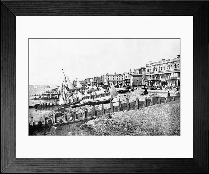 Framed Print : Worthing Beach early 1900s Framed Print : Worthing Beach early 1900s