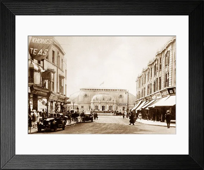 Framed Print : South Street, Worthing Framed Print : South Street, Worthing