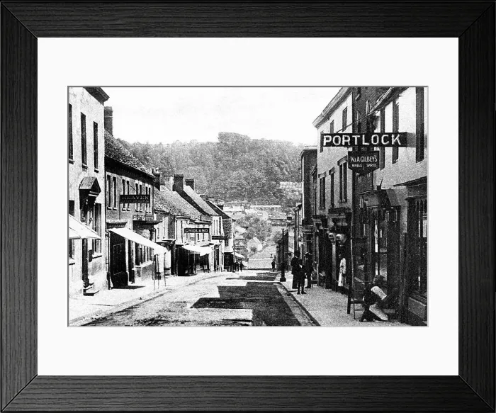 Framed Print : Long Street, Wotton under Edge Framed Print : Long Street, Wotton under Edge