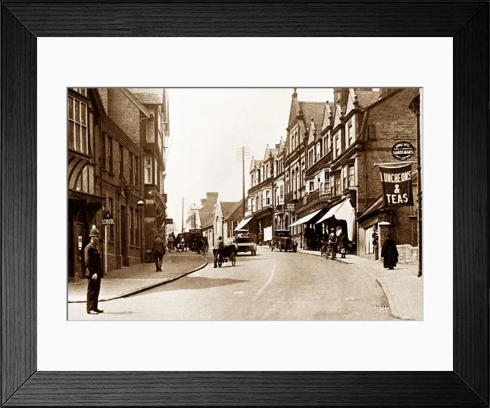 Framed Print : High Street, Tring Framed Print : High Street, Tring