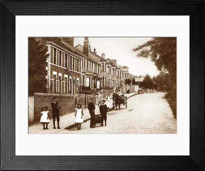 Framed Print : Clarendon, Trowbridge Framed Print : Clarendon, Trowbridge