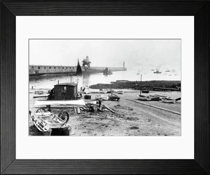 Framed Print : Tynemouth Haven and Pier early 1900s Framed Print : Tynemouth Haven and Pier early 1900s
