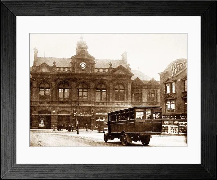 Framed Print : Town Hall, Tunstall Framed Print : Town Hall, Tunstall