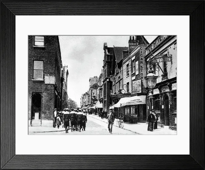 Framed Print : Portsea Queen Street early 1900s Framed Print : Portsea Queen Street early 1900s