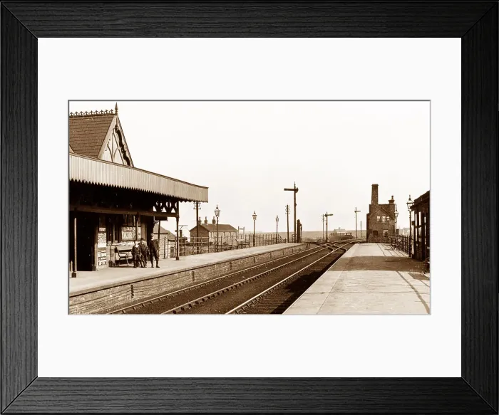 Framed Print : Crowle Railway Station early 1900s Framed Print : Crowle Railway Station early 1900s