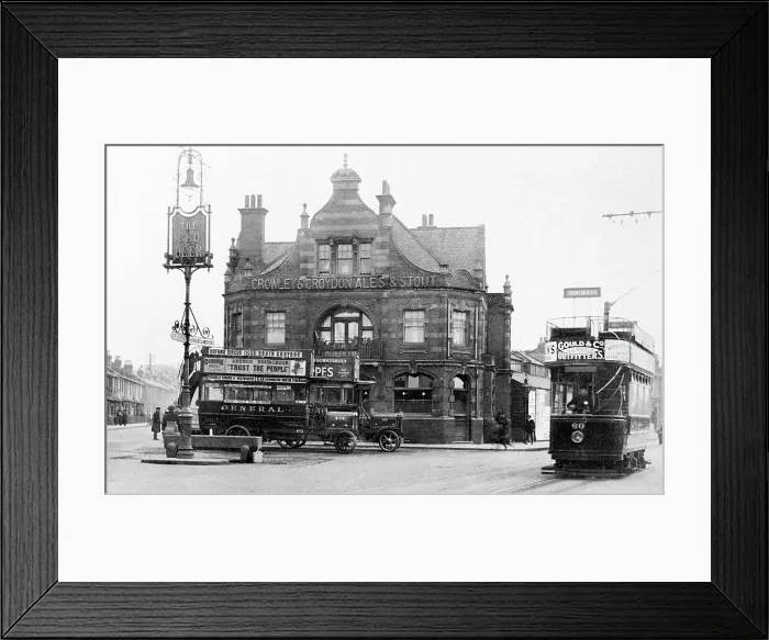 Framed Print : The Red Deer Pub, Croydon Framed Print : The Red Deer Pub, Croydon