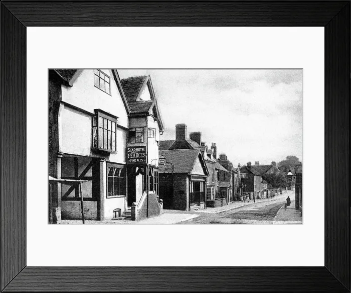 Framed Print : Market Drayton Stafford Street early 1900s Framed Print : Market Drayton Stafford Street early 1900s