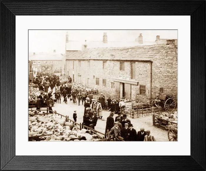 Framed Print : Church Street, Masham Framed Print : Church Street, Masham