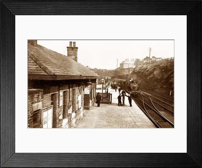 Framed Print : Meltham Railway Station early 1900s Framed Print : Meltham Railway Station early 1900s