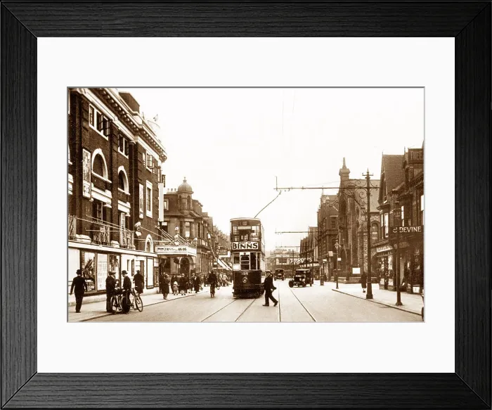 Framed Print : Middlesbrough Linthorpe Road probably 1920s Framed Print : Middlesbrough Linthorpe Road probably 1920s