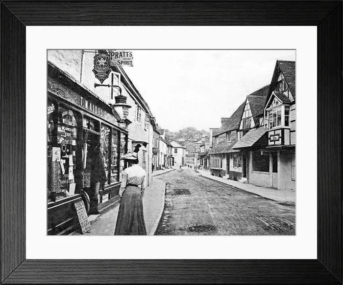 Framed Print : Midhurst West Street early 1900s Framed Print : Midhurst West Street early 1900s