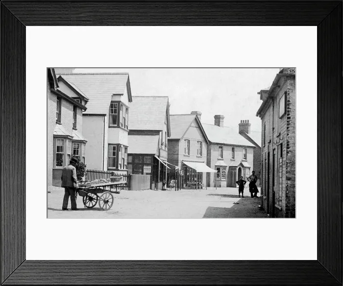 Framed Print : Post Office and High Street, Milford on Sea Framed Print : Post Office and High Street, Milford on Sea