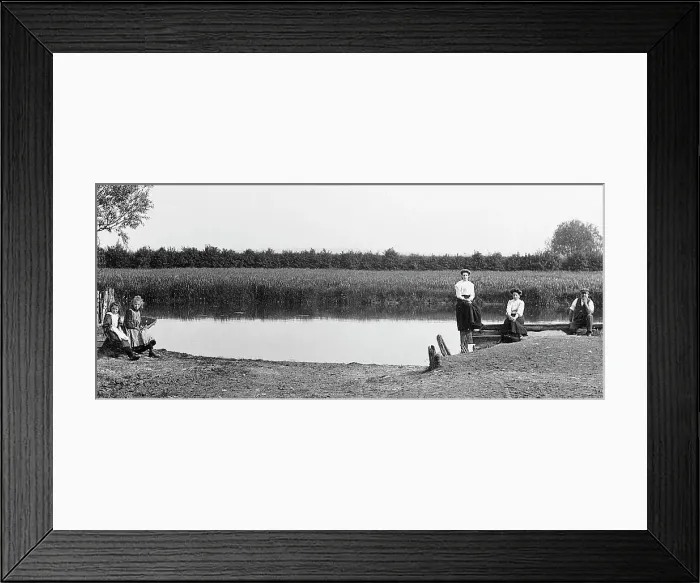Framed Print : Misson Ferry near Bawtry Ferry early 1900s Framed Print : Misson Ferry near Bawtry Ferry early 1900s
