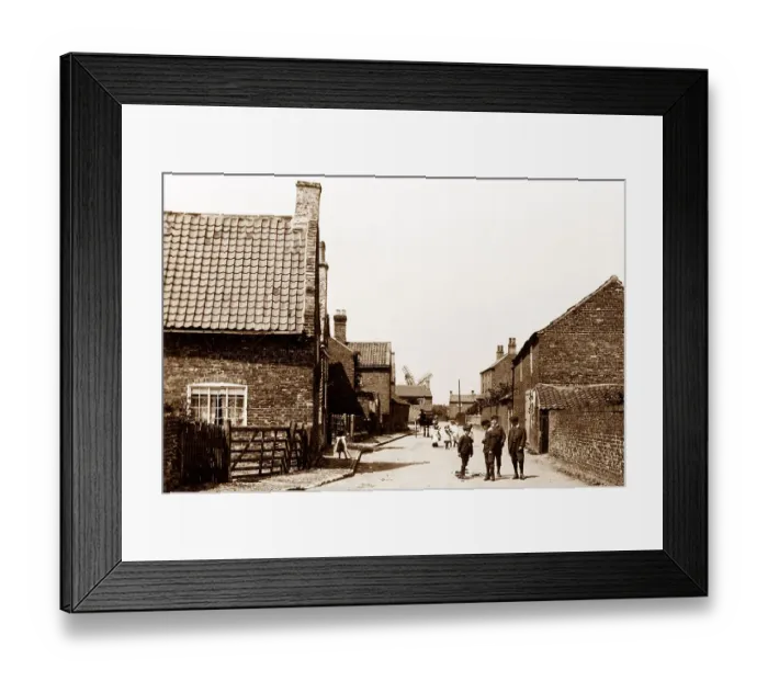 Framed Print : West Street, Misson near Bawtry Framed Print : West Street, Misson near Bawtry
