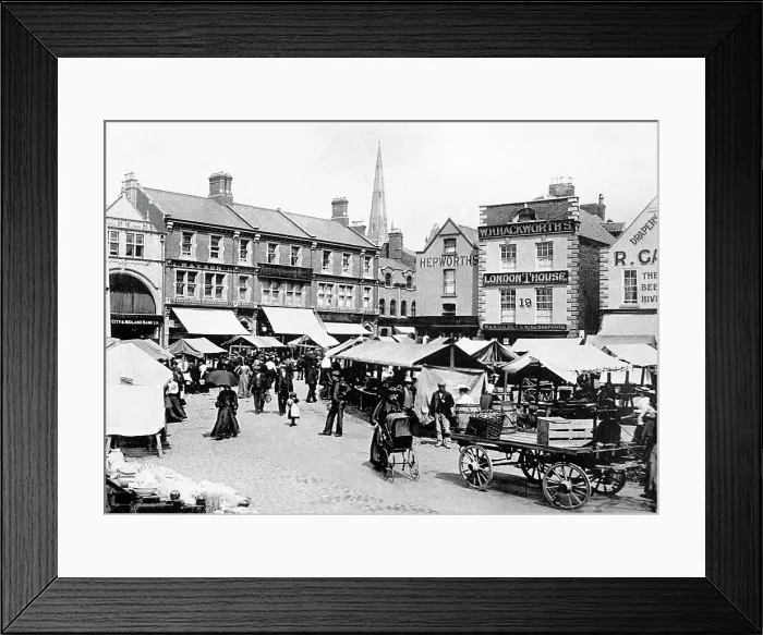 Framed Print : Grantham Market Place early 1900s Framed Print : Grantham Market Place early 1900s