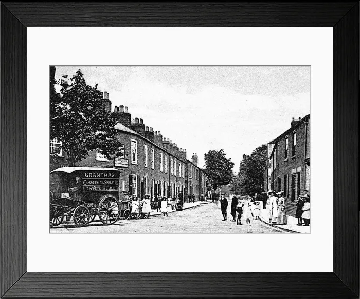 Framed Print : Grantham Manthorpe Road early 1900s Framed Print : Grantham Manthorpe Road early 1900s