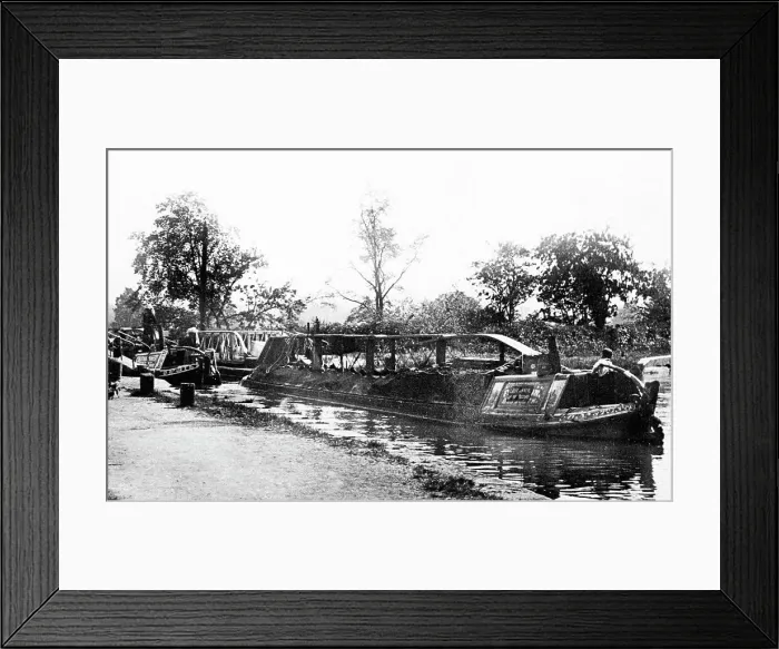 Framed Print : Stony Stratford The Canal Cosgrave Locks early 1900s