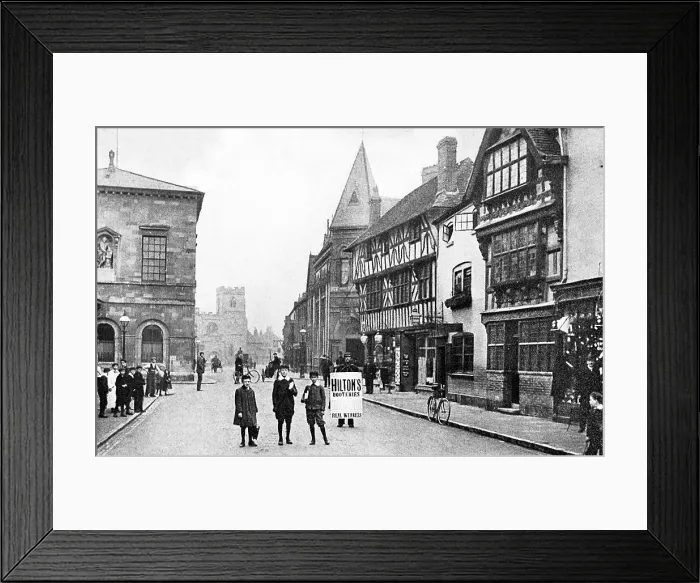 Framed Print : High Street, Stratford upon Avon Framed Print : High Street, Stratford upon Avon