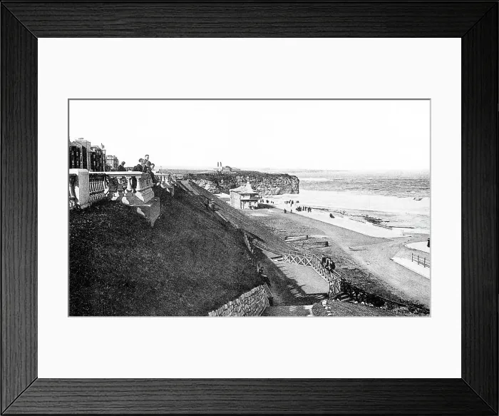 Framed Print : Roker Beach early 1900s Framed Print : Roker Beach early 1900s