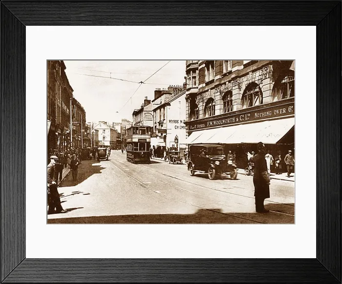 Framed Print : Swansea High Street probably 1930s Framed Print : Swansea High Street probably 1930s