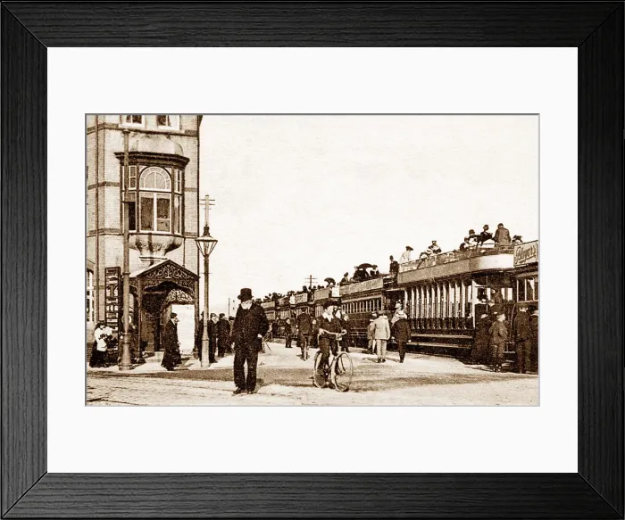 Framed Print : Swansea Trams leaving for Mumbles early 1900s Framed Print : Swansea Trams leaving for Mumbles early 1900s