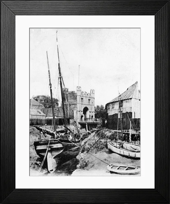 Framed Print : King's Lynn South Gate Harbour early 1900s Framed Print : King's Lynn South Gate Harbour early 1900s