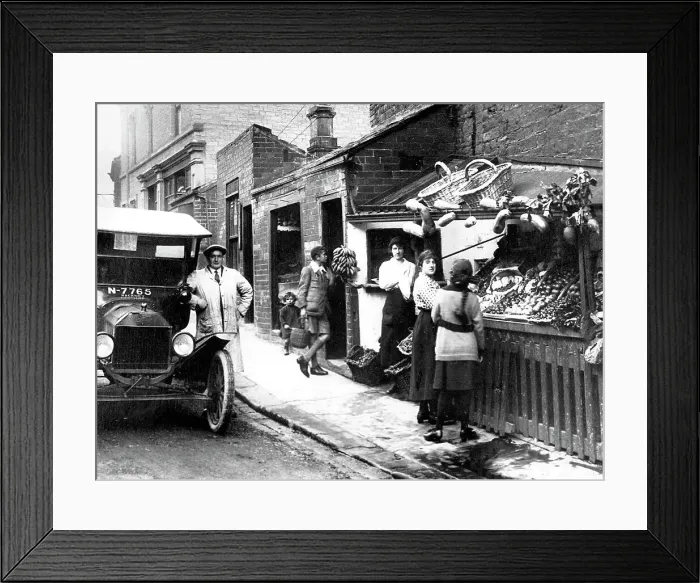 Framed Print : Holmfirth Dunford Road probably 1920s Framed Print : Holmfirth Dunford Road probably 1920s