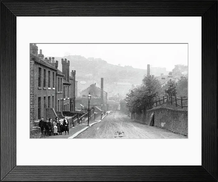 Framed Print : Holmfirth Dunford Road early 1900s Framed Print : Holmfirth Dunford Road early 1900s