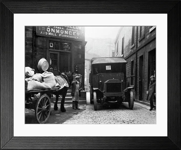 Framed Print : Towngate, Holmfirth Framed Print : Towngate, Holmfirth