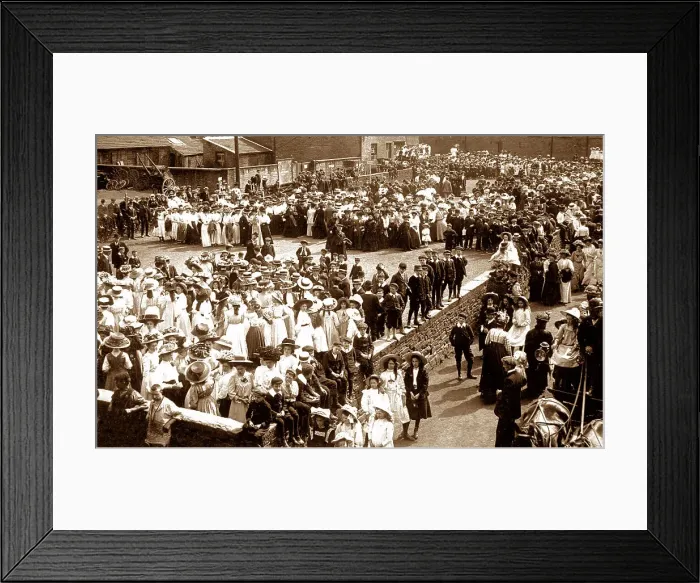 Framed Print : Holmfirth Wesleyan Centenary 16th July 1910 Framed Print : Holmfirth Wesleyan Centenary 16th July 1910