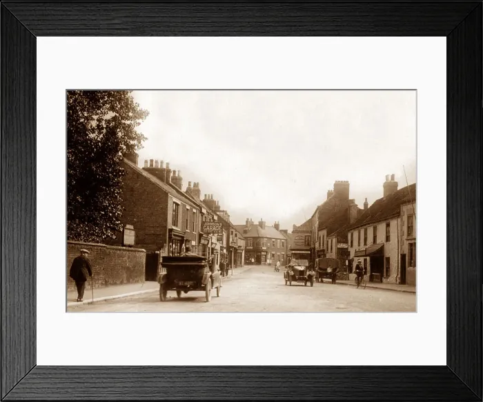 Framed Print : Market Place, Hornsea Framed Print : Market Place, Hornsea