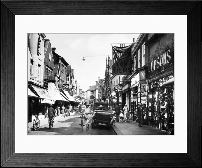 Framed Print : Horsham West Street and Middle Street probably 1920s Framed Print : Horsham West Street and Middle Street probably 1920s