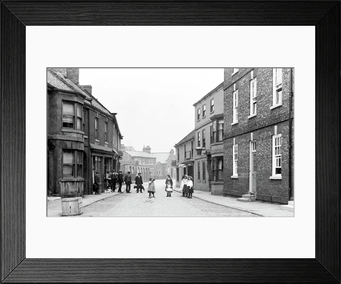 Framed Print : Howden - Bridge Gate early 1900s Framed Print : Howden - Bridge Gate early 1900s