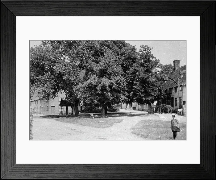 Framed Print : Hoxne Church Street early 1900s Framed Print : Hoxne Church Street early 1900s