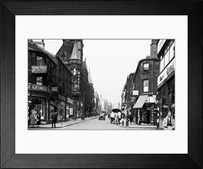 Framed Print : Huddersfield King Street probably 1940s Framed Print : Huddersfield King Street probably 1940s