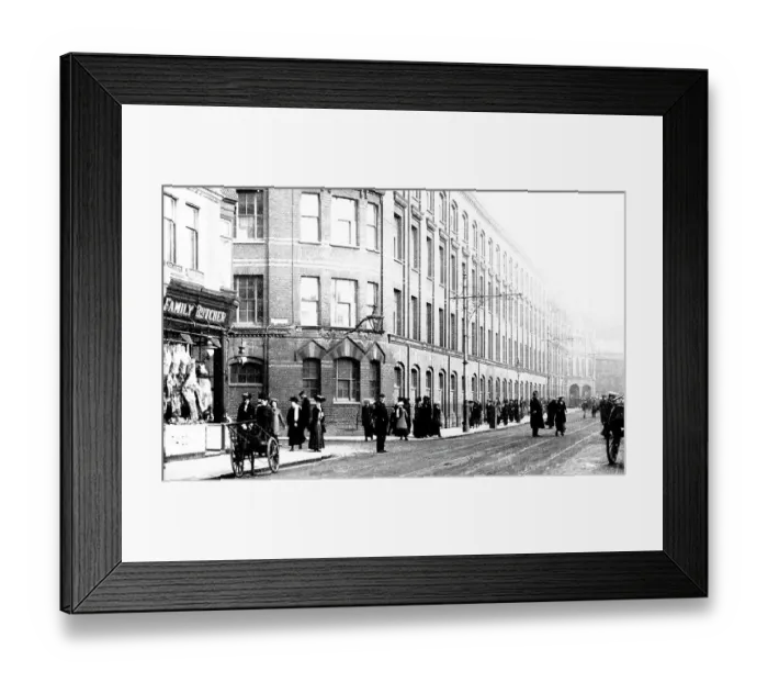 Framed Print : Reading Biscuit Factory early 1900s Framed Print : Reading Biscuit Factory early 1900s