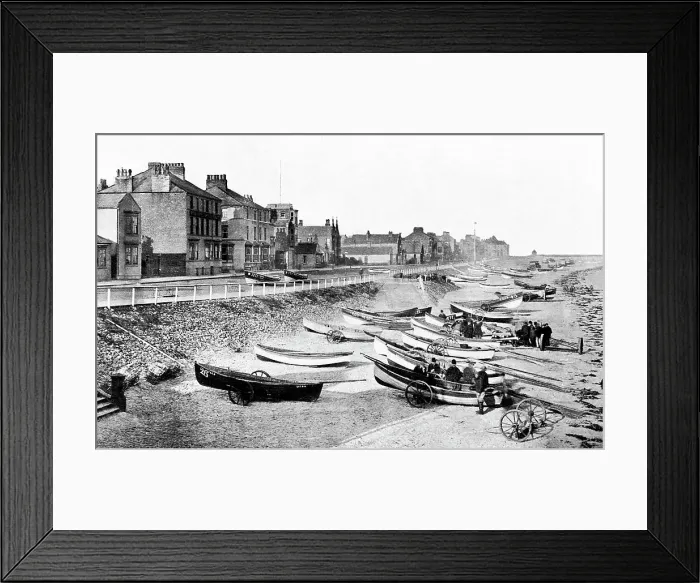 Framed Print : Redcar Esplanade early 1900s Framed Print : Redcar Esplanade early 1900s