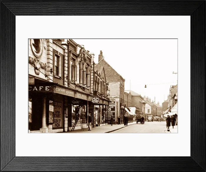 Framed Print : Carolgate, Retford Framed Print : Carolgate, Retford
