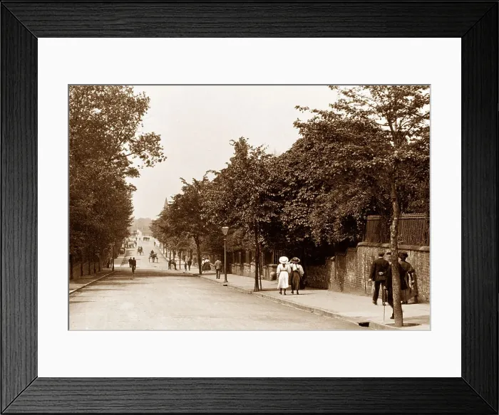 Framed Print : London Road, Retford Framed Print : London Road, Retford
