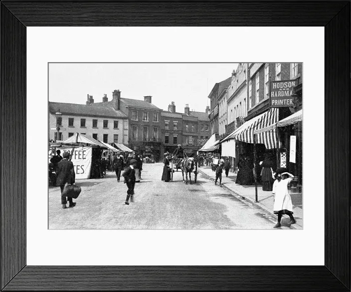 Framed Print : Retford Market Square early 1900s Framed Print : Retford Market Square early 1900s