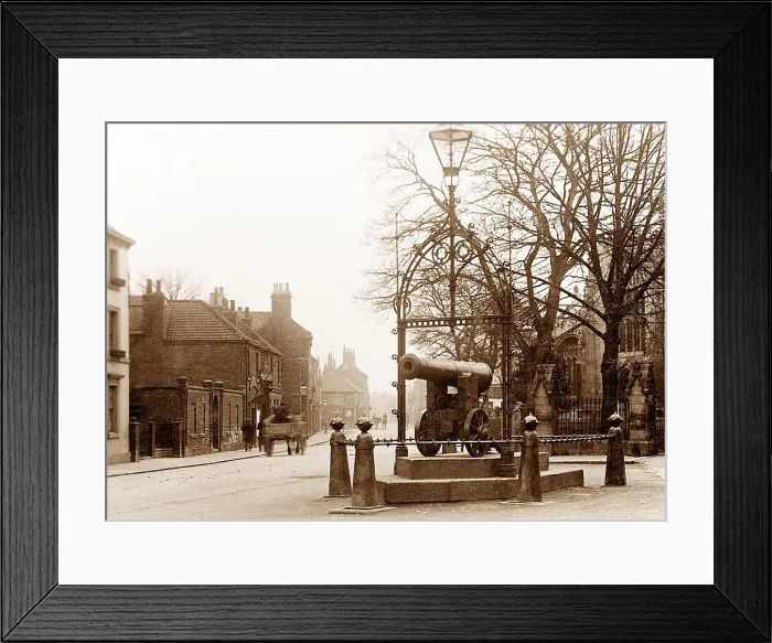 Framed Print : Cannon, Retford
